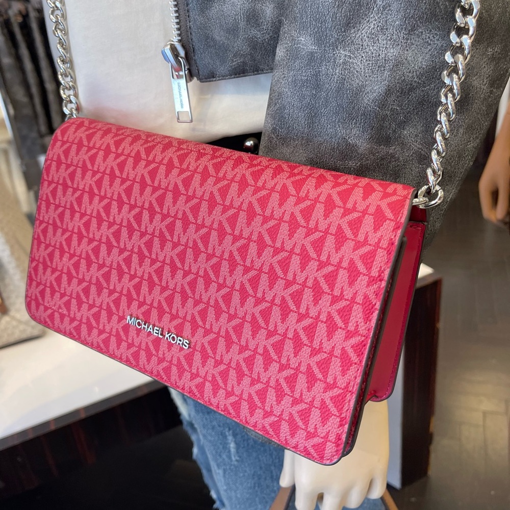 MICHAEL KORS Jet Set Signature Logo Crossbody Bag
Dark Raspberry 
NWT - Picture 8 of 16